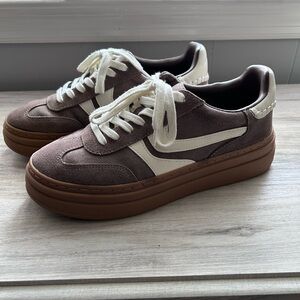 Steve Madden Brown and Cream Sneakers